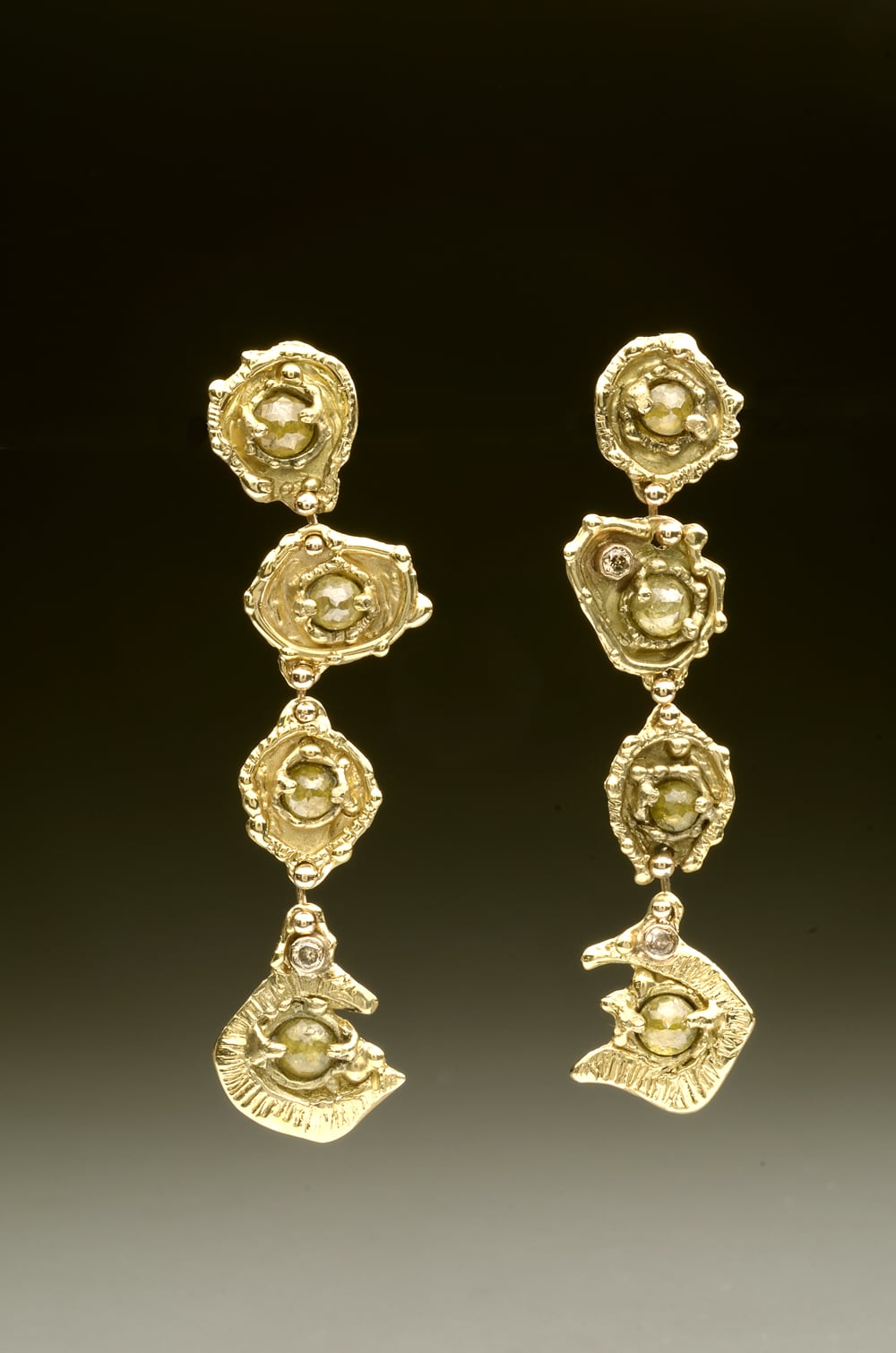 18ky gold earrings with rose cut diamonds and champagne diamonds